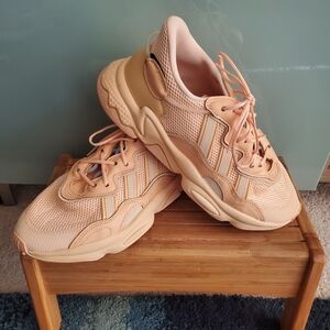 GUC Peach Adidas Osweego's